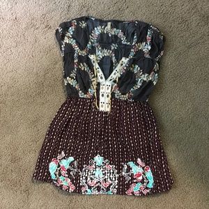 Free people sleeveless shirt